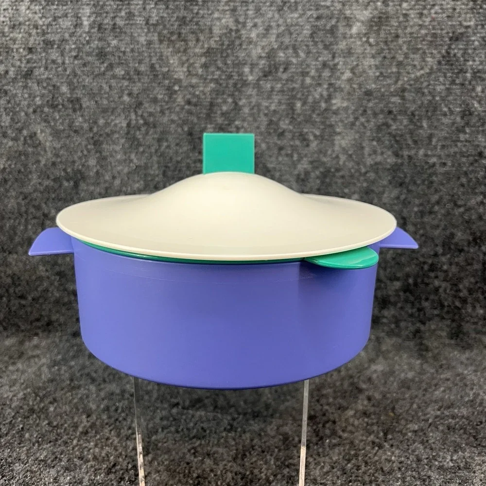 Tupperware 3 Piece 7